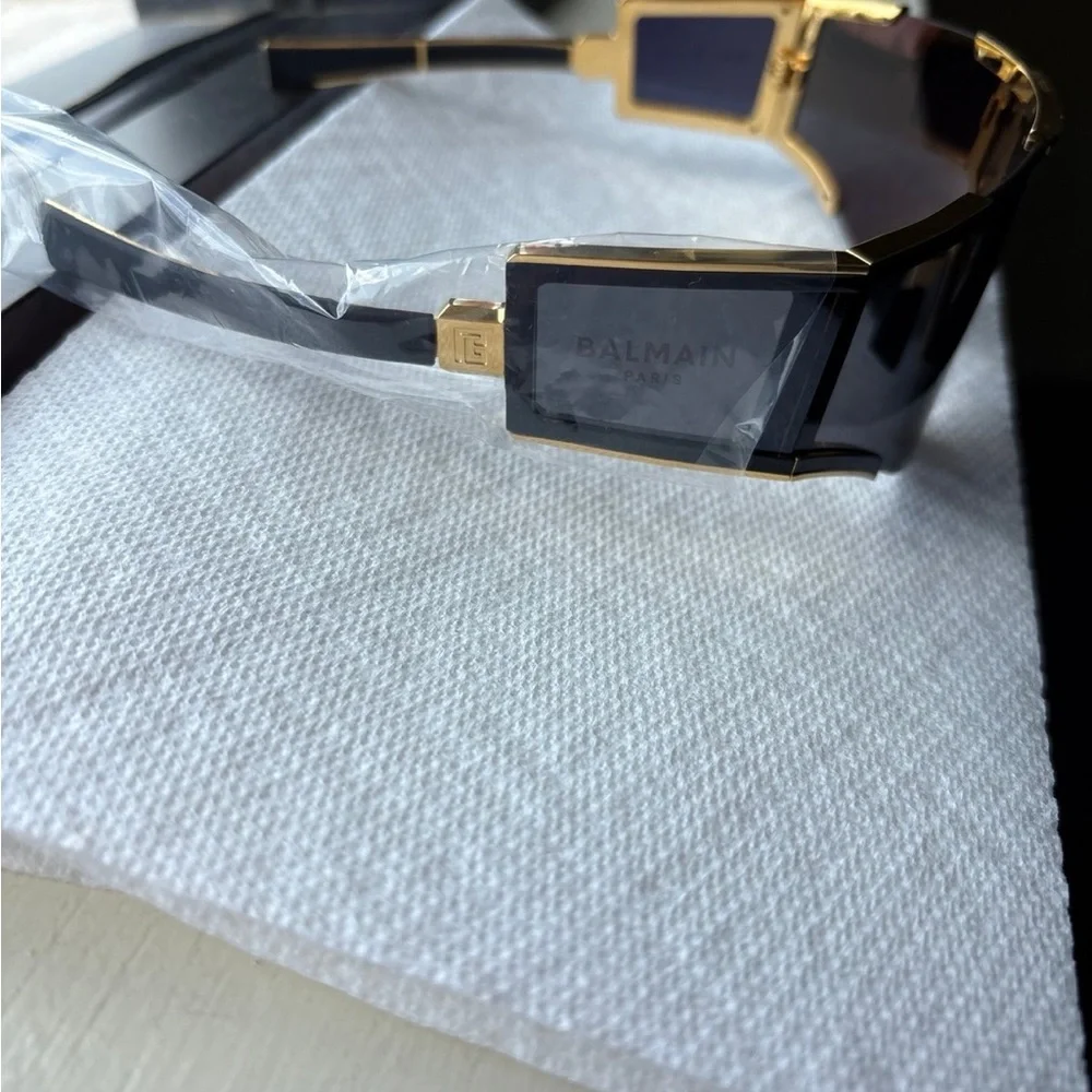 Balmain Black and Gold Flèche Sunglasses - Picture 3 of 12